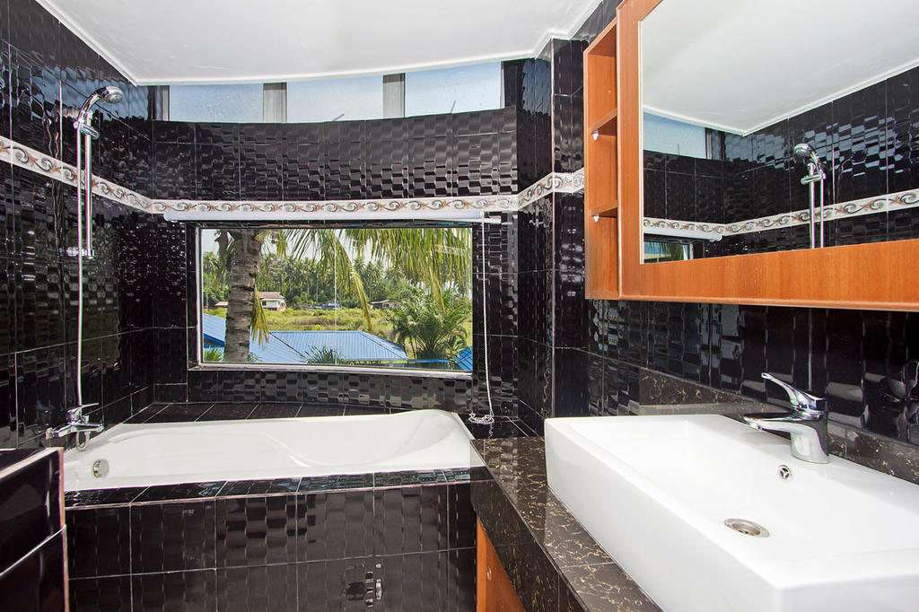 Sanctuary Resort - Apartment Hotel Чератинг Экстерьер фото